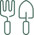 Outils de Jardinage Essentiels : Fourche & Transplantoir Outils de jardinage essentiels : une fourche à main et un transplantoir, parfaits pour creuser et planter.